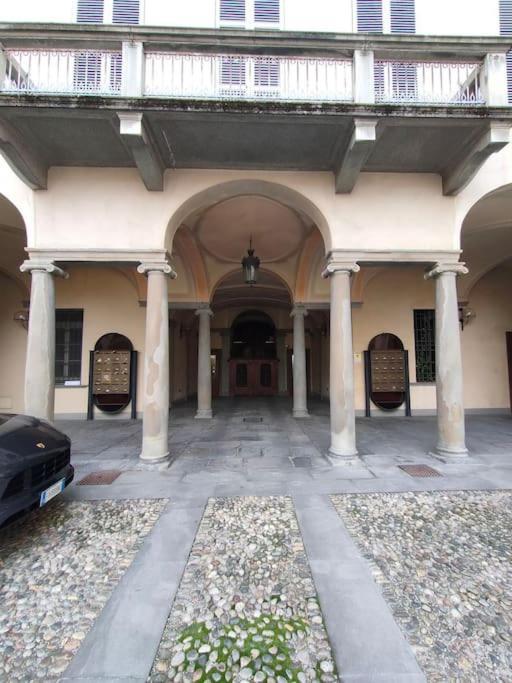 Residenza In Palazzo Storico Nel Cuore Di 贝尔加莫 外观 照片